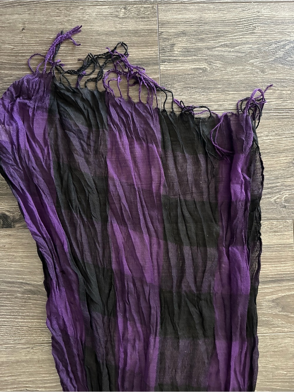 Max Azria Miley Cyrus Limited Edition Purple and Black Striped Lightweight Scarf - Picture 2 of 3